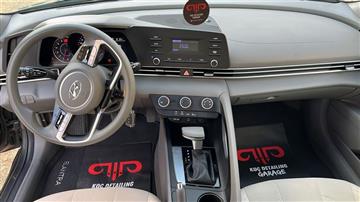 Hyundai Elantra 1.6L STLYE COMFORT