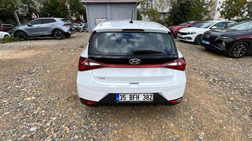 Hyundai i20 1.4 JUMP 6MT
