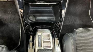 Peugeot 2008 1.2 PureTech GT 130 Hp EAT8 Otomatik Benzinli