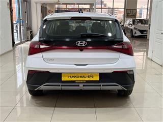 Hyundai Yeni i20 1.4 MPI JUMP 6AT