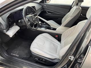 Hyundai Elantra Elite 1.6L (GSL) CVT 123PS