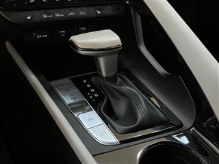 Hyundai Elantra Elite 1.6L (GSL) CVT 123PS