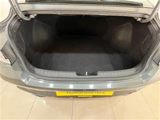 Hyundai Elantra Elite 1.6L (GSL) CVT 123PS