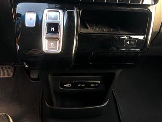 Hyundai STARIA ELITE(8+1) 2.2CRDi 177PS 8AT 4WD