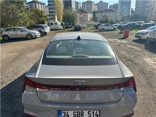 Hyundai Elantra Style Comfort 1.6L (GSL) CVT 123PS
