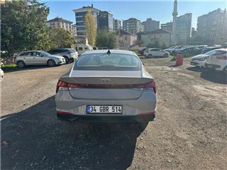 Hyundai Elantra Style Comfort 1.6L (GSL) CVT 123PS