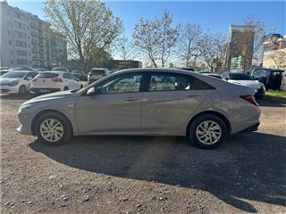 Hyundai Elantra Style Comfort 1.6L (GSL) CVT 123PS